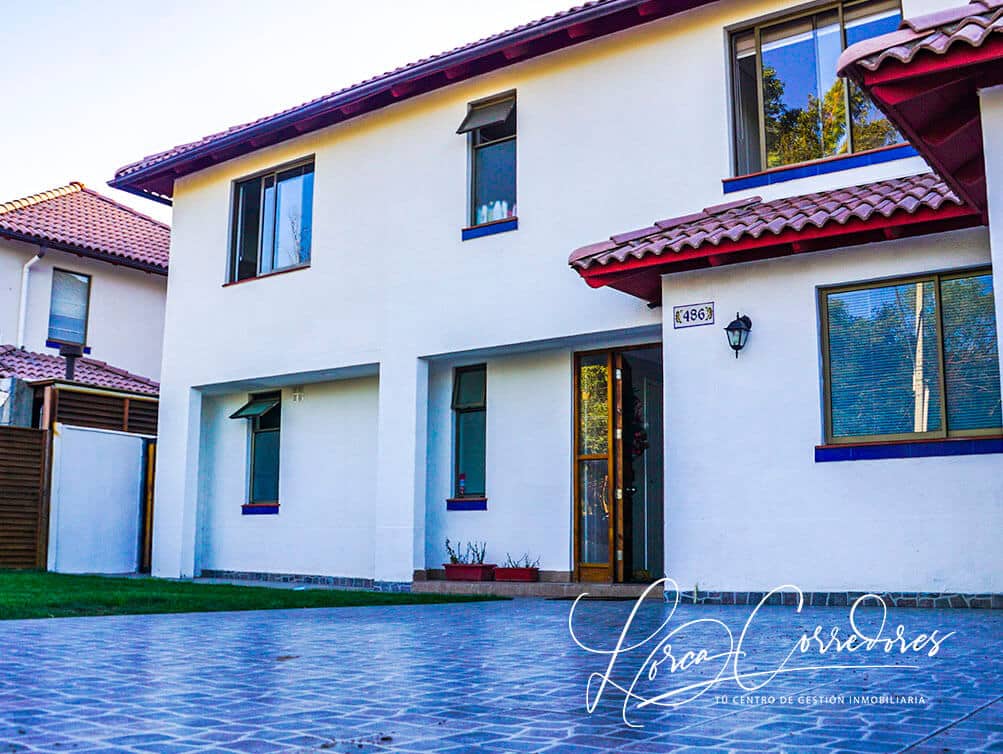 venta casa con piscina lomas de lo aguirre