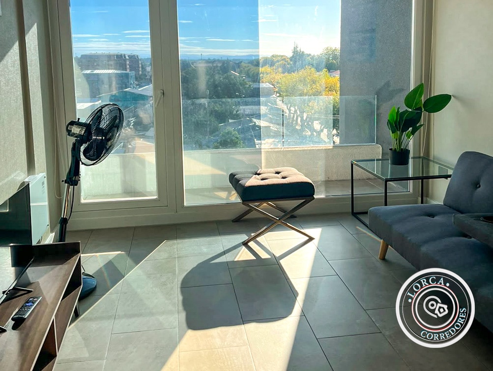 Departamento Amoblado en Arriendo Centro de Los Ángeles — 1 Dormitorio, Edificio Año 2024