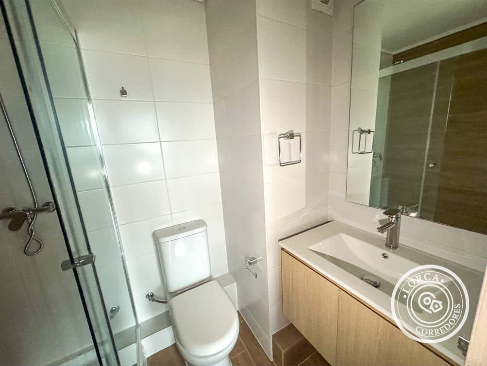 Departamento en Arriendo Edificio Futuro Angol, Centro de Concepción — 1 Dormitorio en Suite, con Estacionamiento y Bodega