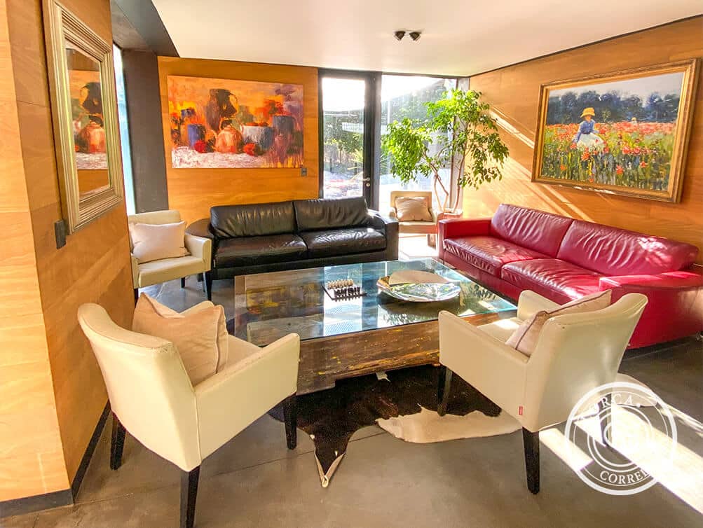 Casa en Arriendo Condominio Campomar 4, Mantagua, Quintero — Diseño Arquitectónico en Acero Corten, 3 Dormitorios (2 en Suite), 1500 m² con Bosque, a 15 min de Concón