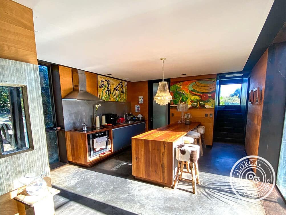 Casa en Arriendo Condominio Campomar 4, Mantagua, Quintero — Diseño Arquitectónico en Acero Corten, 3 Dormitorios (2 en Suite), 1500 m² con Bosque, a 15 min de Concón