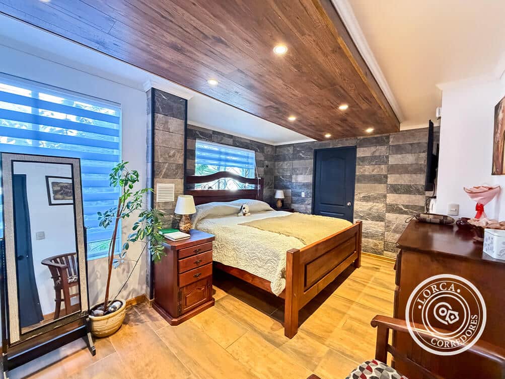 Casa en Venta Condominio Alcalá, Lomas San Sebastián, Concepción. 4 Dormitorios (1 en Suite), 4 Baños, Quincho, Terraza Ampliada, 2 Estacionamientos, UF 6.900