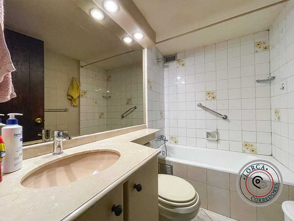 Departamento en Venta Torres del Pacífico, Sector San Martín, Viña del Mar. 1 Dormitorio, Primer Piso, UF 3.676