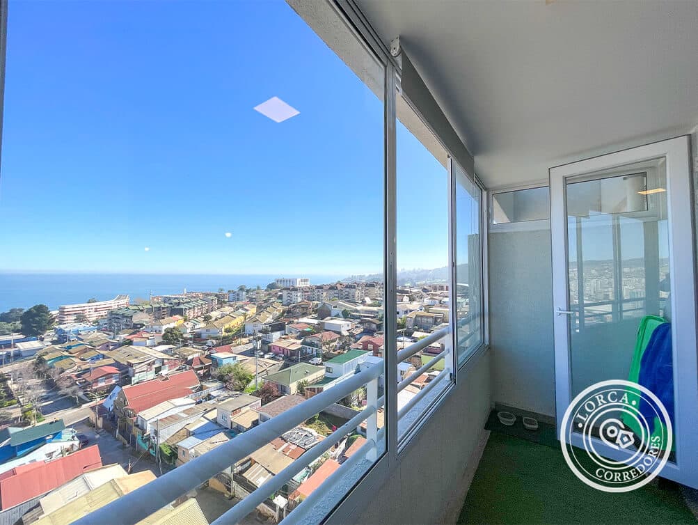 Departamento en Arriendo Sector 21 Norte, Subida Alessandri, Viña del Mar | Con o Sin Muebles, 2 Dormitorios, 1 Baño, 69 m², Piso 11, Balcón Vista Panorámica al Mar, con Estacionamiento, $600.000