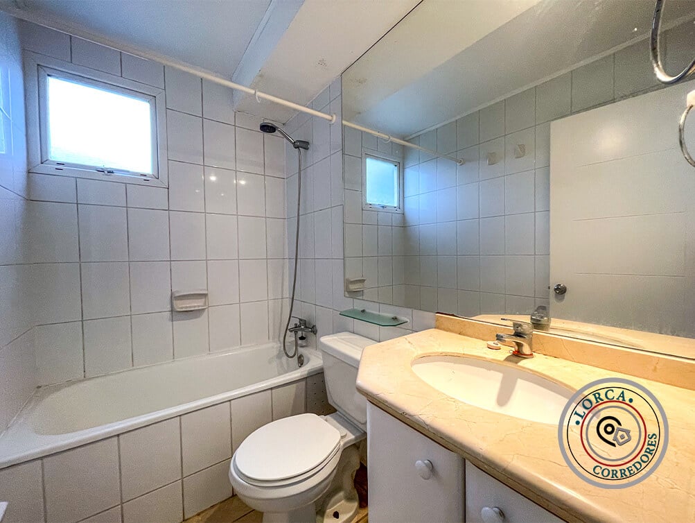 Departamento en Venta Condominio Canelillo, Algarrobo — 2 Dormitorios, 2 Baños (Uno en Suite), 60 m², Piso 7, Vista al Mar, Acceso Directo a Playa Canelillo y El Canelo, Funicular Privado, con Estacionamiento y Bodega, UF 4.771