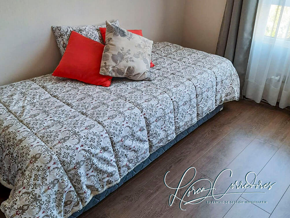 Departamento en Venta Edificio Parque Las Palmas, Centro de Quilpué | 3 Dormitorios (Uno en Suite con Walking Closet), 2 Baños, 95 m², Piso 8, Balcón Vista Panorámica, con Estacionamiento Techado y Bodega, Piscina y Quincho, UF 4.772