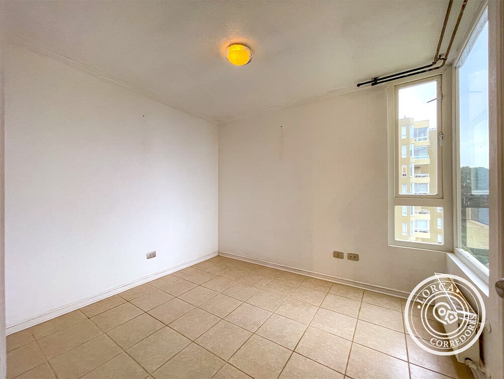 Departamento en Venta Condominio Canelillo, Algarrobo — 2 Dormitorios, 2 Baños (Uno en Suite), 60 m², Piso 7, Vista al Mar, Acceso Directo a Playa Canelillo y El Canelo, Funicular Privado, con Estacionamiento y Bodega, UF 4.771