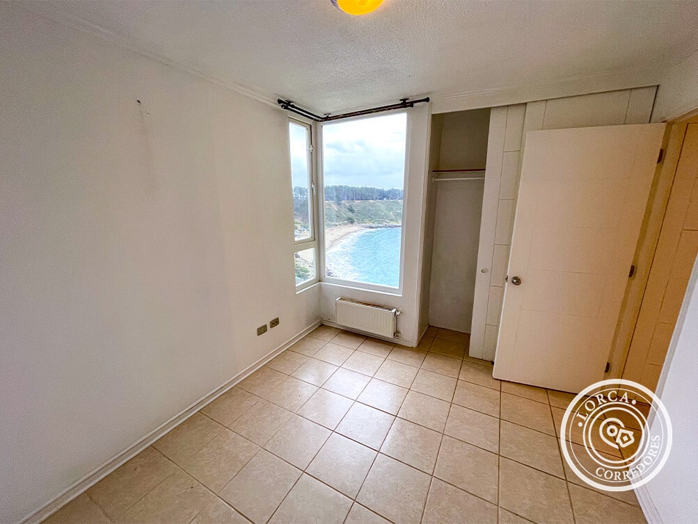 Departamento en Venta Condominio Canelillo, Algarrobo — 2 Dormitorios, 2 Baños (Uno en Suite), 60 m², Piso 7, Vista al Mar, Acceso Directo a Playa Canelillo y El Canelo, Funicular Privado, con Estacionamiento y Bodega, UF 4.771