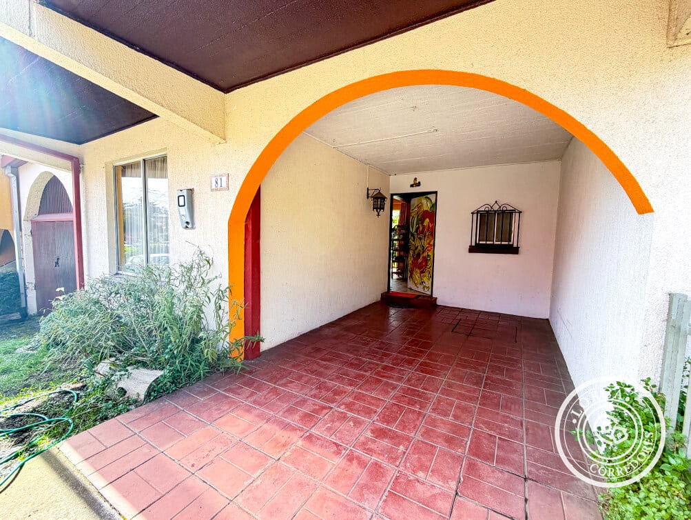 Casa en Venta Villa San Pedro, San Pedro de la Paz — 3 Dormitorios, 3 Baños, 102 m² Útiles, 147 m² Totales, 2 Pisos, Antejardín y Patio Interior, Sector Teletón y Laguna Grande, UF 5.382