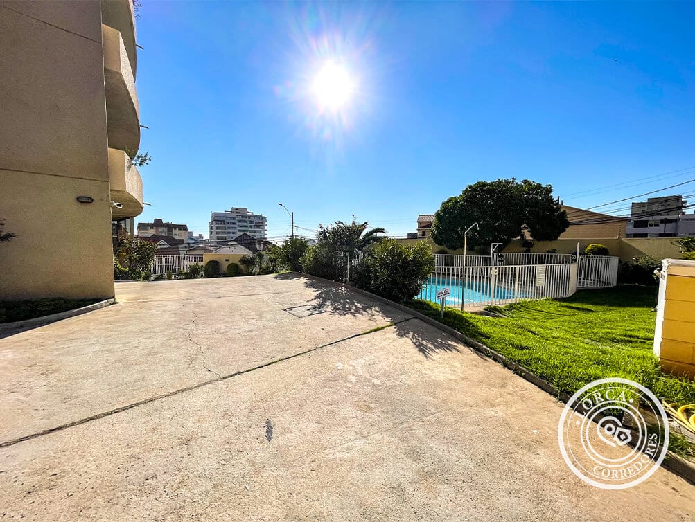 Departamento en Venta Edificio Puerto Williams, Villanelo Alto, Viña del Mar — 2 Dormitorios, 2 Baños, 68 m², Piso 5, Vista al Mar, Estacionamiento Cubierto, Bodega y Piscina, UF 4.649