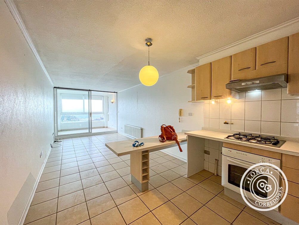 Departamento en Venta Condominio Canelillo, Algarrobo — 2 Dormitorios, 2 Baños (Uno en Suite), 60 m², Piso 7, Vista al Mar, Acceso Directo a Playa Canelillo y El Canelo, Funicular Privado, con Estacionamiento y Bodega, UF 4.771