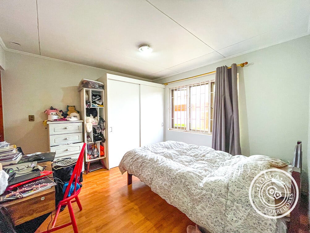 Casa en Arriendo Sector El Carmen, Peñablanca, Villa Alemana. Terreno 566 m² con Piscina, Pérgola y Frutales, 4 Dormitorios, 2 Baños, 2 Estacionamientos, $1.000.000