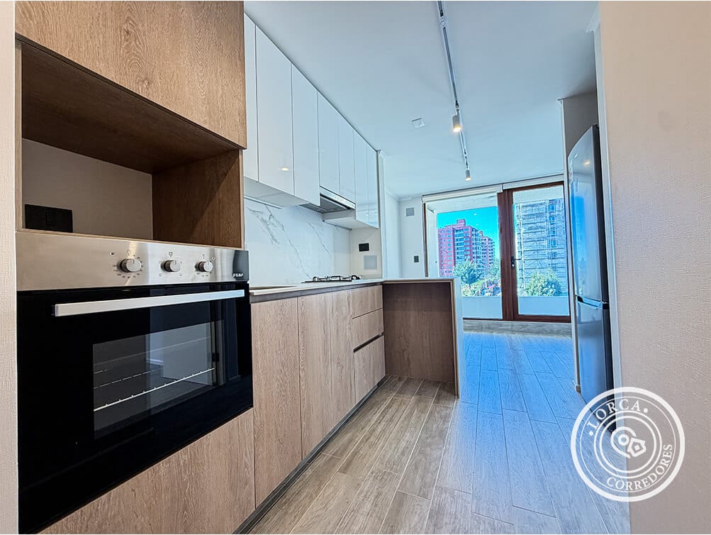 Departamento en Arriendo Condominio Laderas de Andalué, San Pedro de La Paz – Nuevo 2026, 1 Dormitorio, 1 Baño, 65 m², Piso 5, Cocina Americana, Estacionamiento, Gimnasio y Salón Gourmet, $500.000