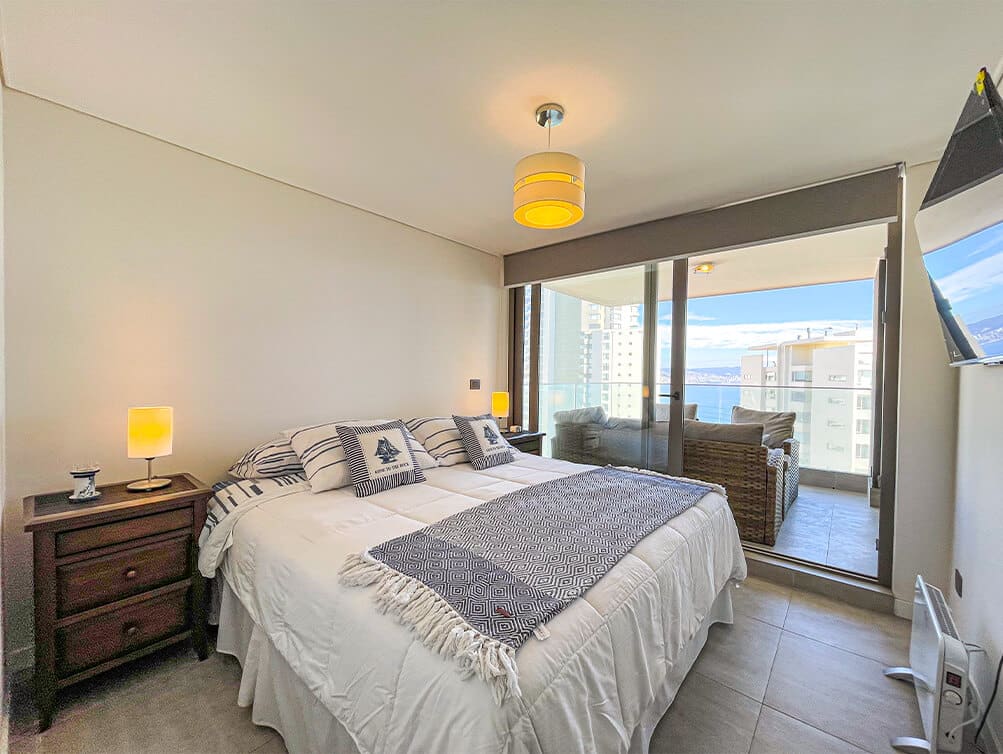 Departamento en Venta Reñaca Norte, Viña del Mar — Edificio Nuevo 2022, 2 Dormitorios, 2 Baños, 63 m², Piso Alto, Balcón Panorámico Vista al Mar, con Estacionamiento y Bodega, Piscina, Gimnasio y Terraza Gourmet, UF 5.527
