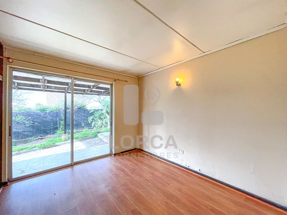 Casa en Venta Sector Pedro Montt, Quilpué | Oportunidad para Refaccionar, 3 Dormitorios, 3 Baños, 160 m² Construidos sobre 450 m² de Terreno, 3 Estacionamientos, Bodega, a 3 Cuadras de Avenida Los Carrera, UF 5.610