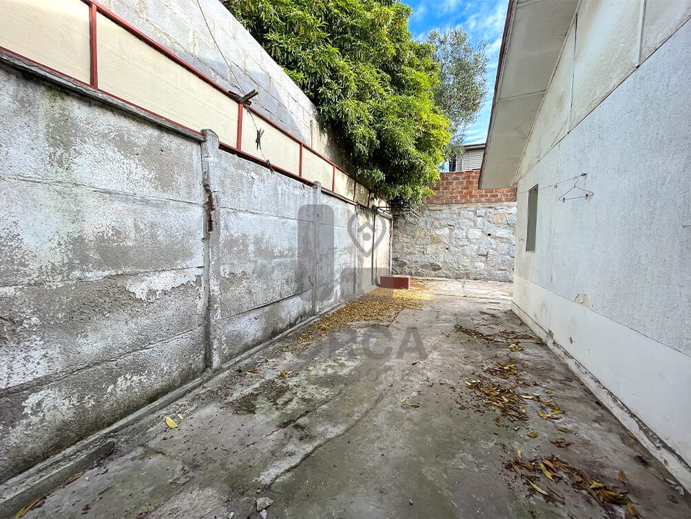 Casa en Venta Sector Pedro Montt, Quilpué | Oportunidad para Refaccionar, 3 Dormitorios, 3 Baños, 160 m² Construidos sobre 450 m² de Terreno, 3 Estacionamientos, Bodega, a 3 Cuadras de Avenida Los Carrera, UF 5.610