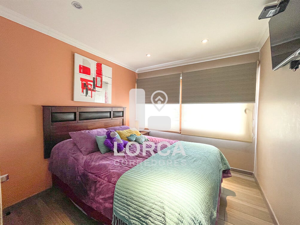 Casa en Venta Sector Villanelo Alto, Viña del Mar — Año 2023, 5 Dormitorios, 4 Baños, 221 m² Construidos sobre 279 m² de Terreno, 2 Niveles + Ampliación con Bar, Walking Closet, Piscina, Quincho y Terraza, 2 Estacionamientos, UF 9.000