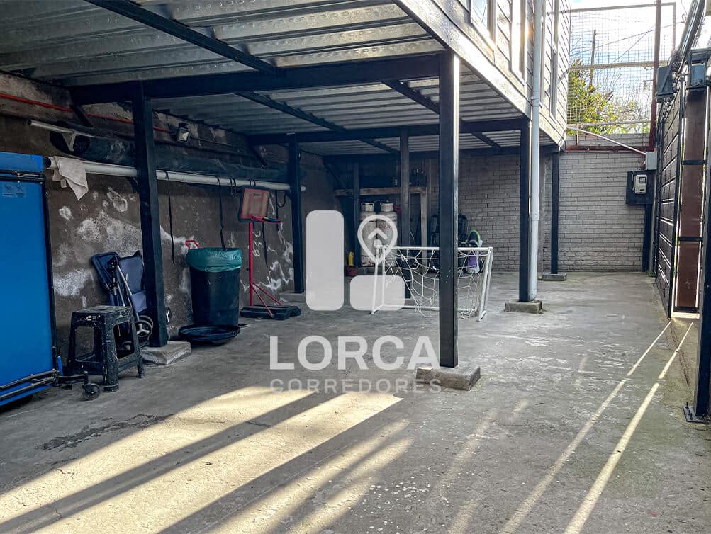 Casa en Venta Sector Villanelo Alto, Viña del Mar — Año 2023, 5 Dormitorios, 4 Baños, 221 m² Construidos sobre 279 m² de Terreno, 2 Niveles + Ampliación con Bar, Walking Closet, Piscina, Quincho y Terraza, 2 Estacionamientos, UF 9.000