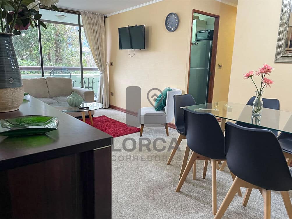 Departamento en Venta Edificio Rukamahuida, Centro de Pucón | 3 Dormitorios, 2 Baños, 65 m² Útiles, Piso 3, Terraza con Vista a las Montañas, con Estacionamiento y Bodega, Edificio con Piscina, UF 5.600