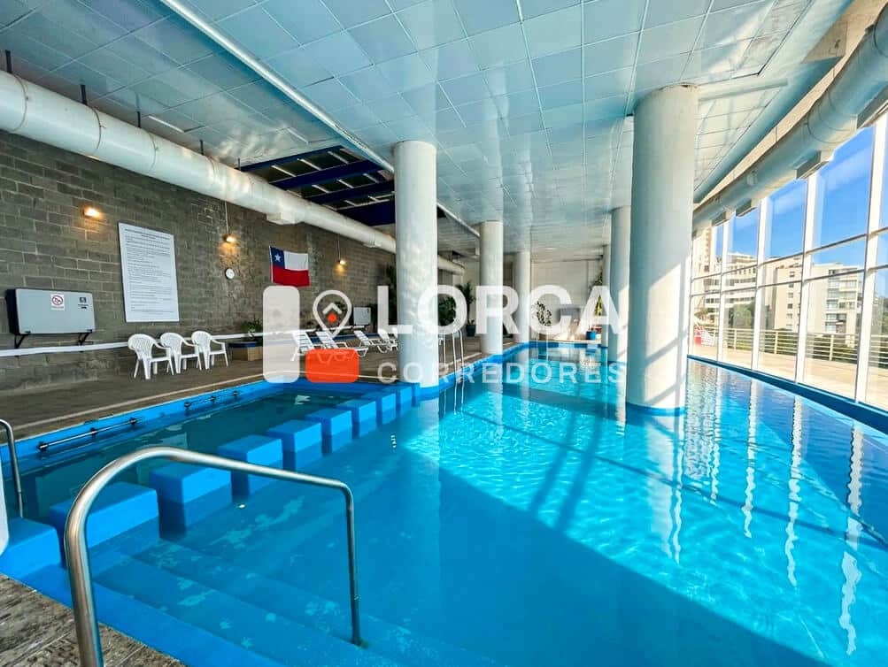 Departamento en Venta Sector Las Perlas, Reñaca, Viña del Mar | 2 Dormitorios, 1 Baño, 70 m² Totales con Terraza de 6 m², Piso 5, Vista al Mar hacia Cochoa, con Estacionamiento, Edificio con Piscina Temperada, Gimnasio y Quincho, UF 3.500