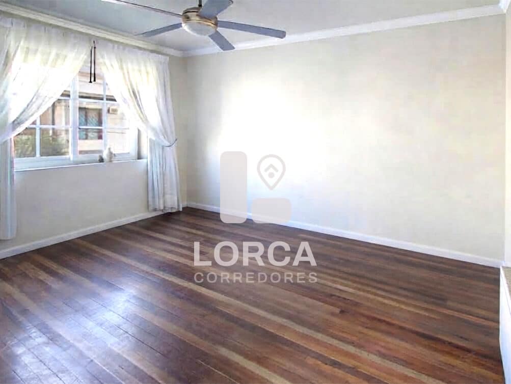 Casona Estilo Francés en Venta Barrio Italia, Providencia, Santiago — Ex Hotel Boutique, 5 Dormitorios en Suite + 7 Baños, 2 Pisos y Subterráneo, Cava de Vino, Jardín con Parrón, Normativa 4 Pisos, UF 16.500