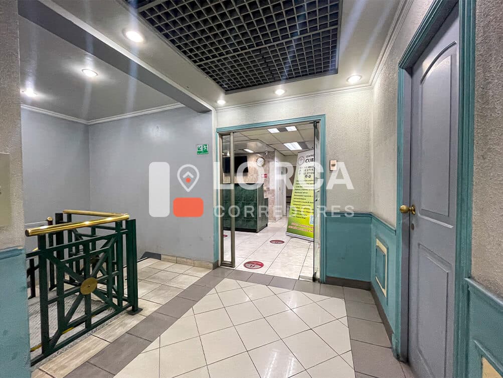 2 Oficinas en Venta Calle Arlegui, Centro de Viña del Mar | 198 m², 8 Privados, Sala de Recepción, 3 Baños, 2 Estacionamientos, Edificio con Ascensores y Conserjería 24 Horas, UF 9.995