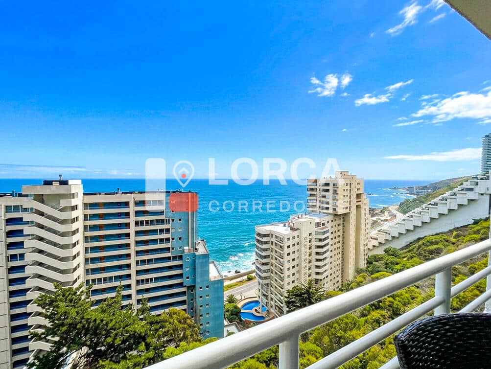 Departamento en Venta Sector Las Perlas, Reñaca, Viña del Mar | 2 Dormitorios, 1 Baño, 70 m² Totales con Terraza de 6 m², Piso 5, Vista al Mar hacia Cochoa, con Estacionamiento, Edificio con Piscina Temperada, Gimnasio y Quincho, UF 3.500