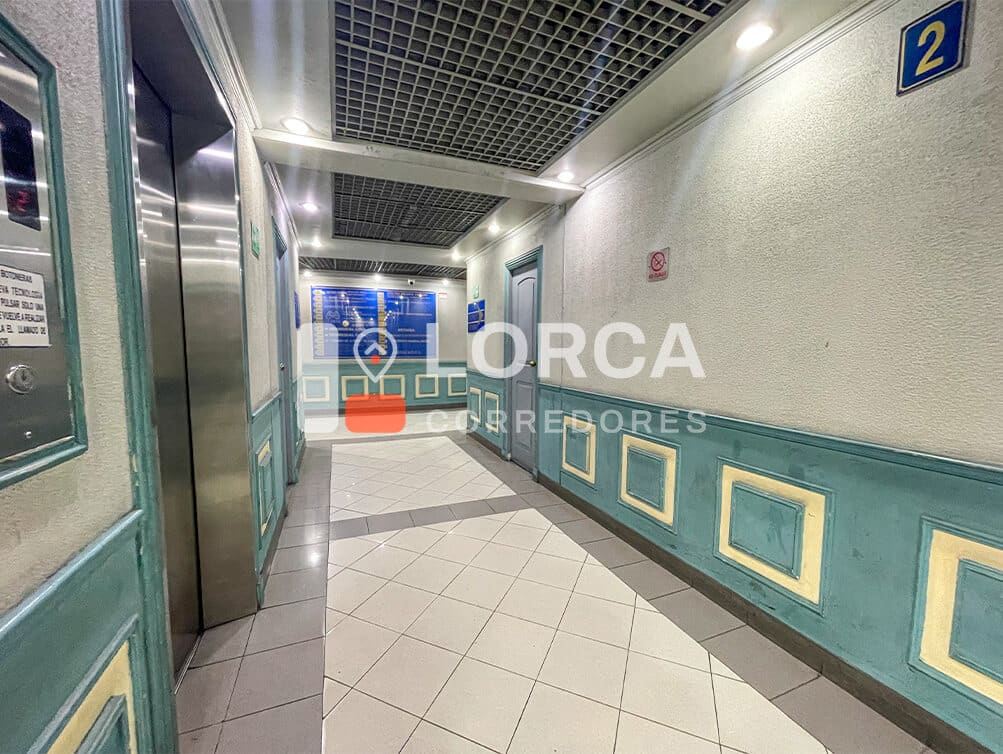 2 Oficinas en Venta Calle Arlegui, Centro de Viña del Mar | 198 m², 8 Privados, Sala de Recepción, 3 Baños, 2 Estacionamientos, Edificio con Ascensores y Conserjería 24 Horas, UF 9.995