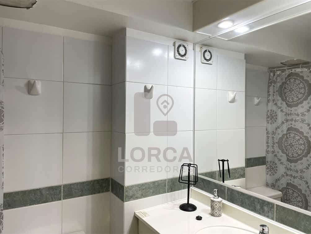 Departamento en Venta Edificio Rukamahuida, Centro de Pucón | 3 Dormitorios, 2 Baños, 65 m² Útiles, Piso 3, Terraza con Vista a las Montañas, con Estacionamiento y Bodega, Edificio con Piscina, UF 5.600